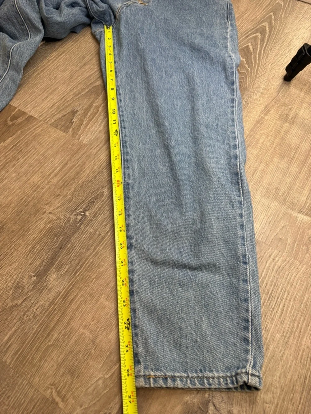 Levi's High Waisted Notch Mom Jeans, Button Fly Size 29 Tapered Leg